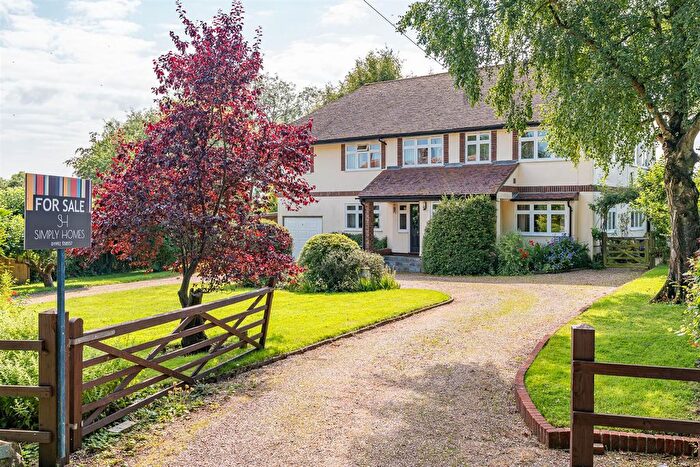 5 Bedroom Detached House For Sale In Bayford Green, Bayford, Hertford, SG13