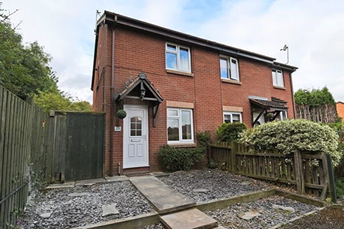 2 Bedroom Semi-Detached House To Rent In Manor Farm Road, Crigglestone, Wakefield, WF4