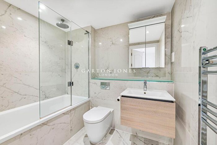 1 Bedroom Apartment For Sale In Warwick Building, Queenstown Road, London, SW11