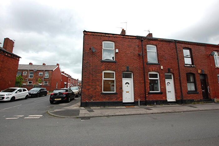 2 Bedroom End Of Terrace House To Rent In Egerton Street, Ashton-under-Lyne, Greater Manchester, OL6