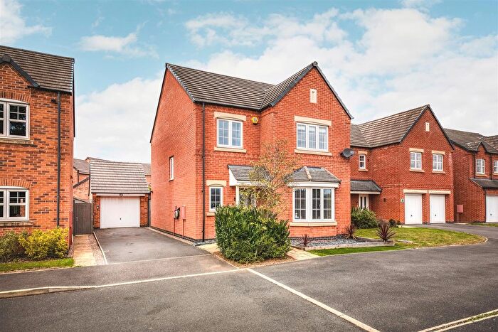 4 Bedroom Detached House For Sale In Richardson Way, Langley Country Park, Derby, DE22