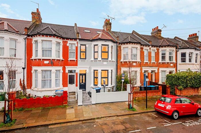 5 Bedroom Terraced House For Sale In Osborne Road, London, NW2