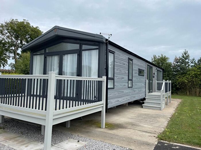 2 Bedroom Lodge For Sale In Lymn Bank East, Thorpe St Pete, Skegness, PE24