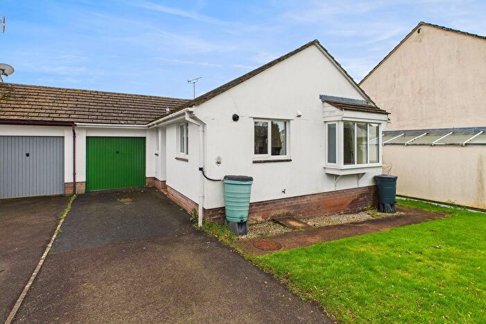 2 Bedroom Semi Detached Bungalow For Sale In Fernworthy Gardens, Copplestone, EX17