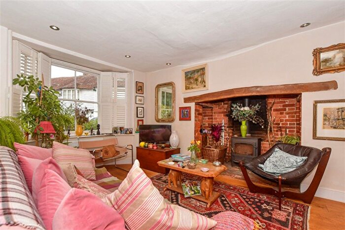 3 Bedroom Terraced House For Sale In Golden Square, Tenterden, Kent, TN30