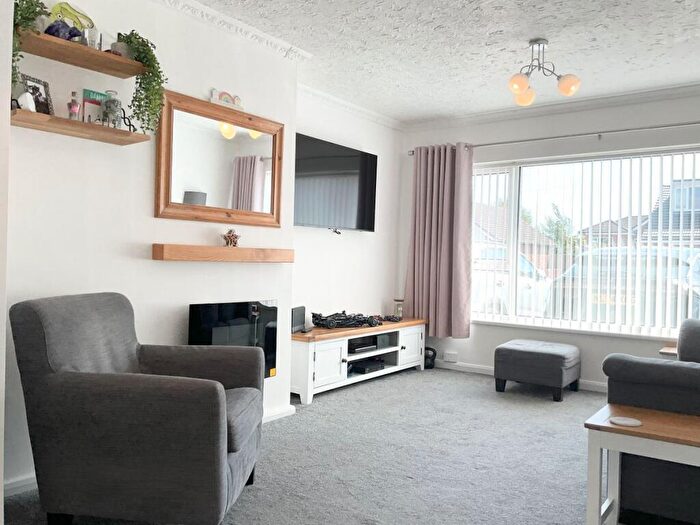 4 Bedroom Semi-Detached House For Sale In Kingswinford, Randall Close, DY6