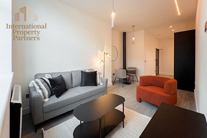 1 Bedroom Flat To Rent In The Pointe, Peterson Road, Wakefield, WF1