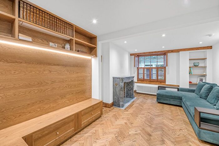 3 Bedroom Property To Rent In Colville Place, Fitzrovia, W1T