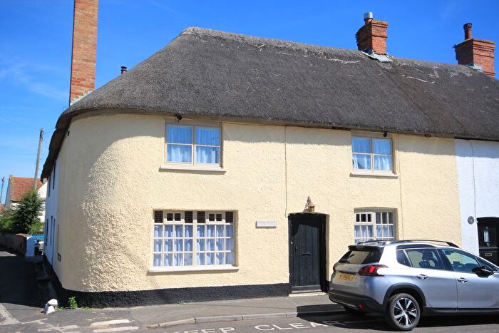 2 Bedroom Cottage For Sale In High Street, Stogursey, Bridgwater, TA5