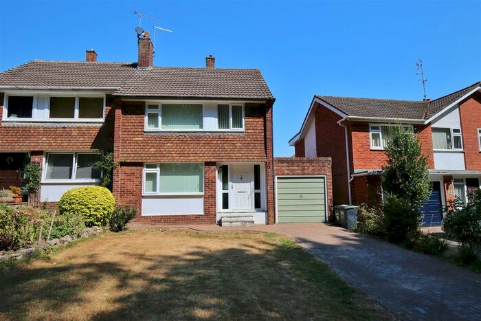 3 Bedroom Semi-Detached House To Rent In Conyerd Road, Borough Green, Kent, TN15