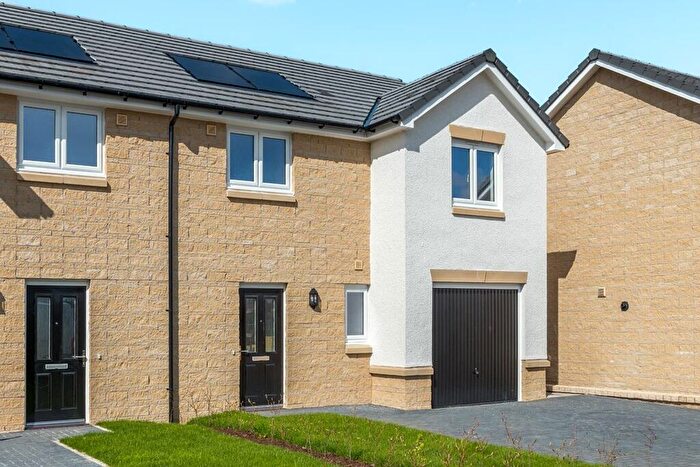 3 Bedroom Semi Detached House For Sale In Carnbroe, Carnbroe, ML5