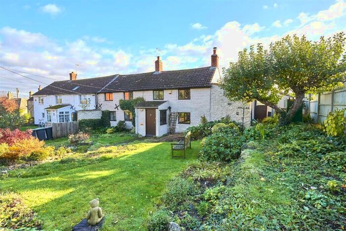3 Bedroom Cottage For Sale In Slipton Lane, Slipton, NN14