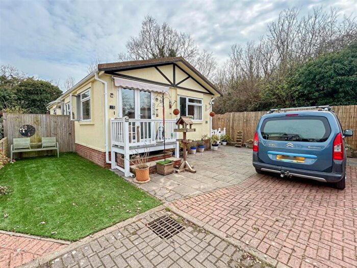 2 Bedroom Park Home For Sale In Flagship Park, Flag Hill, Great Bentley, CO7