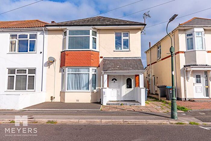 2 Bedroom Apartment For Sale In Elmes Road, Moordown, BH9