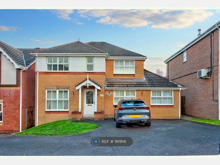 4 Bedroom Detached House To Rent In Chilton Ridge, Basingstoke, RG22