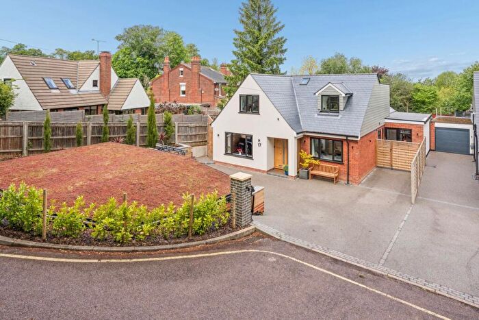 6 Bedroom Detached House For Sale In Highbury Road, Hitchin, SG4
