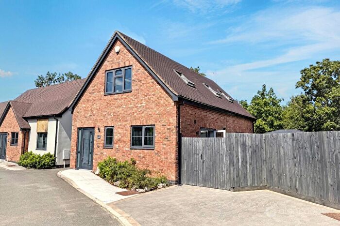3 Bedroom Detached Bungalow For Sale In Crossing Gates, Nuneaton, CV11