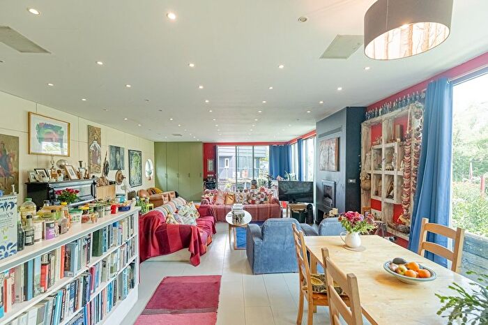 2 Bedroom Detached House For Sale In Conyer Quay, Conyer, Sittingbourne, ME9