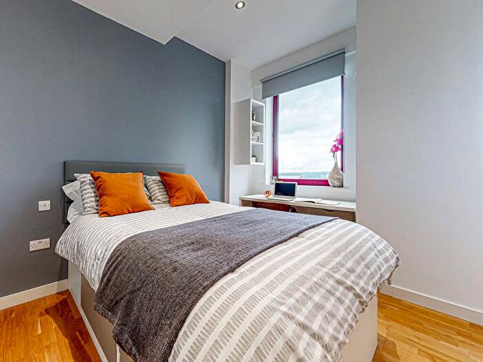 2 Bedroom Apartment To Rent In Apt, Q One Residence #, LS2