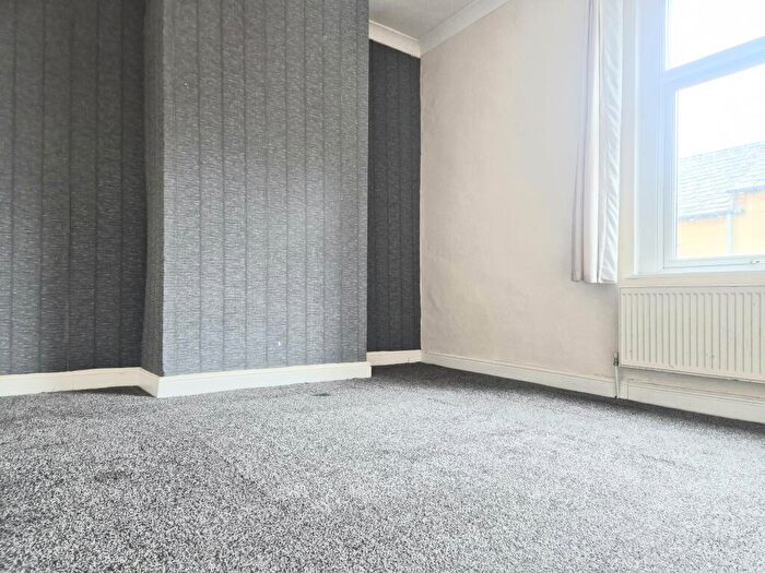 1 Bedroom House To Rent In Alfred Street, Halifax, HX1