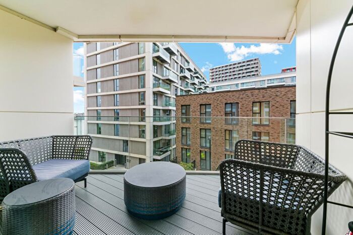 2 Bedroom Flat To Rent In Carrick House, Royal Wharf, London, E16