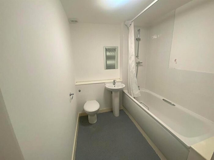 2 Bedroom Apartment To Rent In Carriage Grove, Bootle, L20