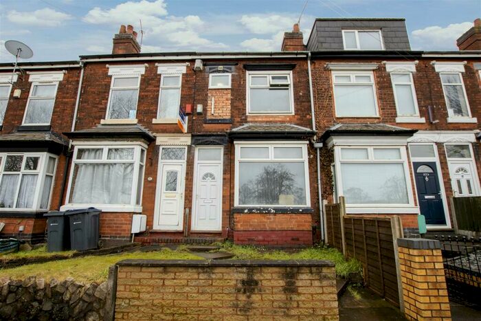 5 Bedroom House To Rent In Warwards Lane, Birmingham, B29