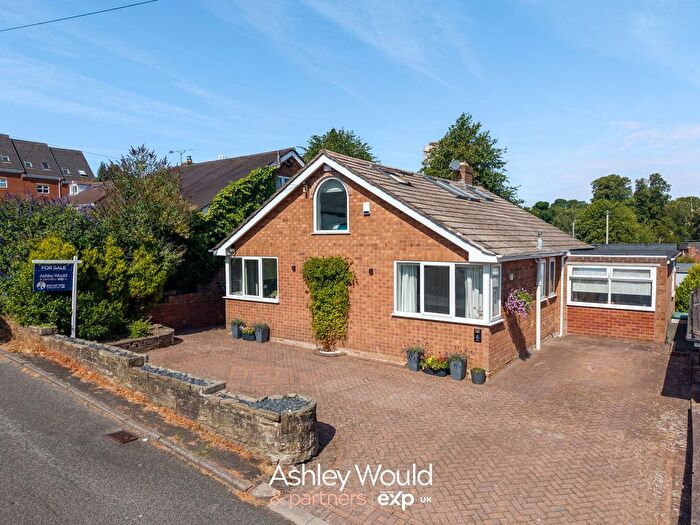 2 Bedroom Bungalow For Sale In The Drive, Halesowen, B63
