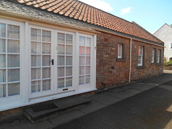 2 Bedroom Bungalow To Rent In Kildinny Yards, Kingsbarns, St. Andrews, KY16