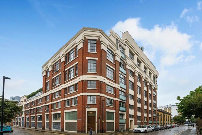 2 Bedroom Flat To Rent In Boyd Street, Aldgate, E1