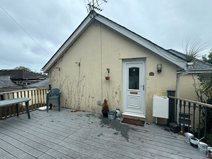 2 Bedroom Flat To Rent In Lower Warberry Road, Torquay, TQ1