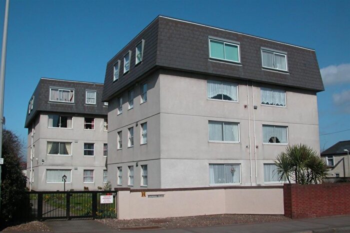 2 Bedroom Flat To Rent In Fore Street, Exeter, EX1