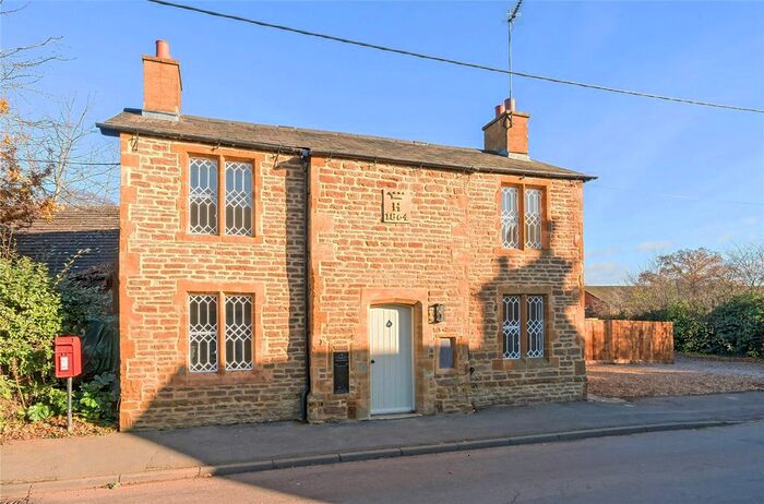 3 Bedroom Detached House For Sale In Main Street, Watford Village, Northamptonshire, NN6