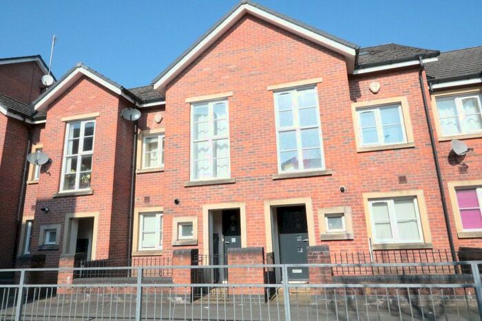 3 Bedroom Terraced House To Rent In Raby Street, Manchester, M16