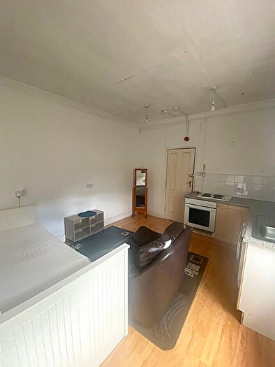 1 Bedroom Flat To Rent In Neville Street, Cardiff(City), CF11