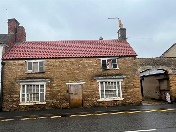 Semi-Detached House For Sale In High Street, Market Deeping, Peterborough, PE6