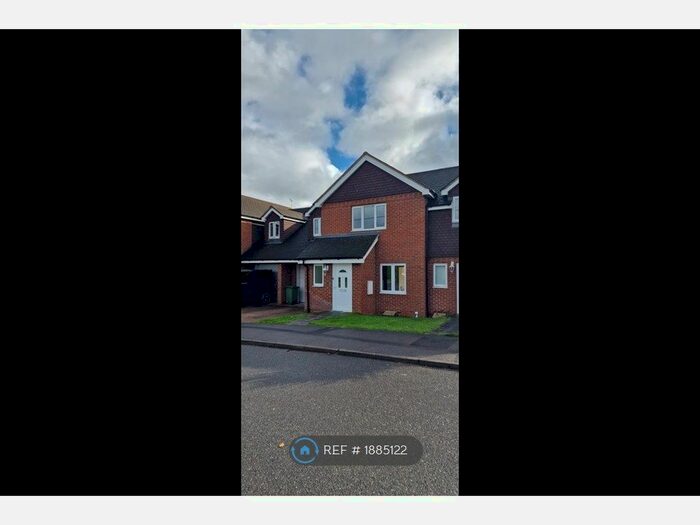 3 Bedroom Terraced House To Rent In Tower Road, Liphook, GU30