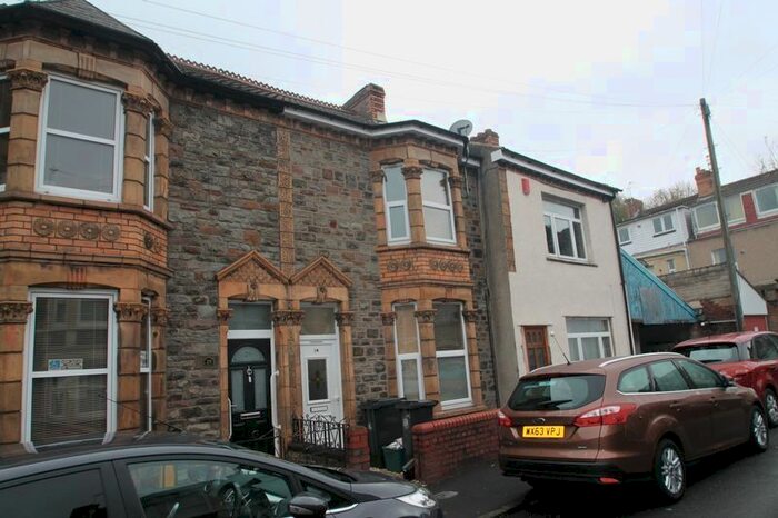 2 Bedroom Maisonette To Rent In Richmond Road, St George, BS5