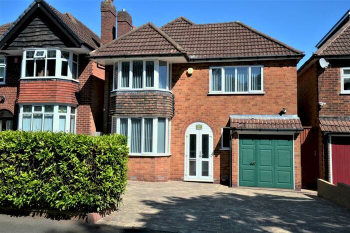 3 Bedroom Detached House To Rent In Brook Lane, Kings Heath Birmingham, B13