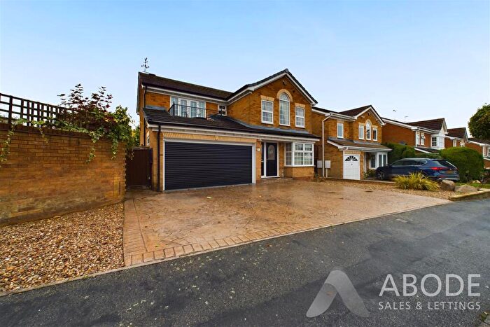 4 Bedroom Detached House For Sale In Wheatfield Close, Glenfield, Leicester, LE3