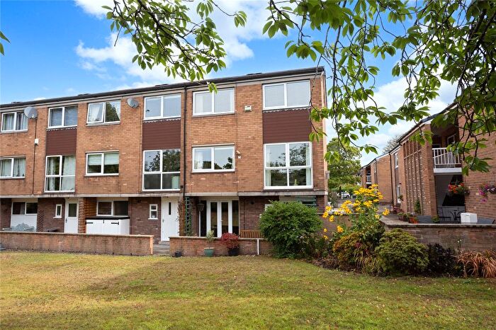 3 Bedroom End Of Terrace House For Sale In Ashfield Court, York, North Yorkshire, YO24