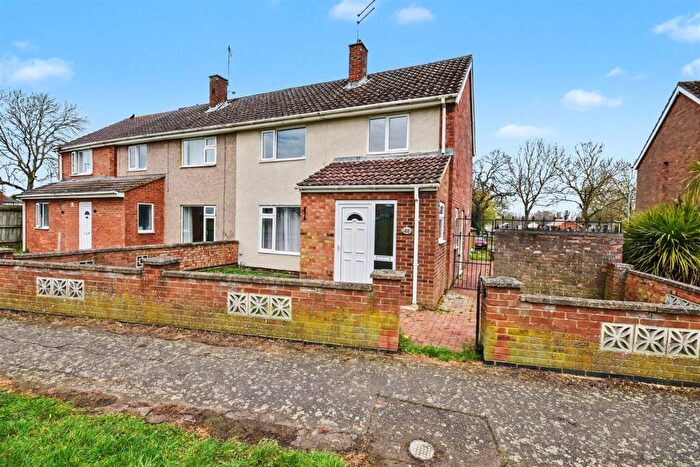 3 Bedroom Semi Detached House For Sale In Stalbridge Walk, Corby, NN18