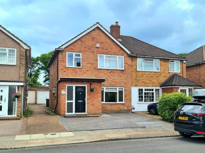 3 Bedroom Semi-Detached House To Rent In Langdon Shaw, Sidcup, DA14