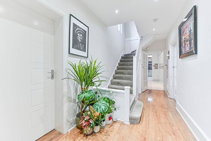 5 Bedroom Property For Sale In Virginia Road, Thornton Heath, CR7