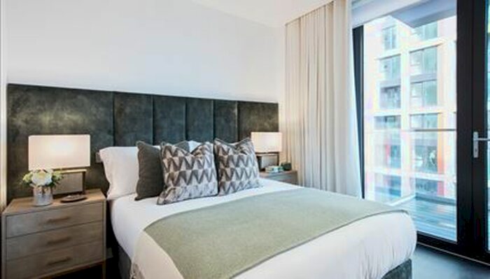 3 Bedroom Flat To Rent In Charles Clowes Walk, London, SW11