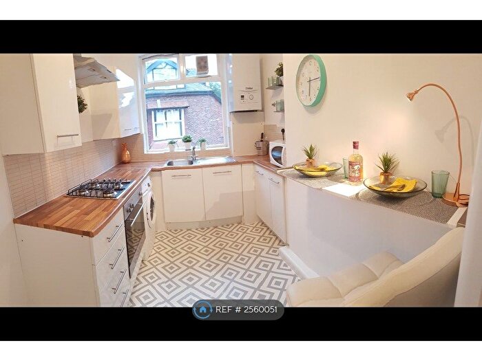 1 Bedroom Flat To Rent In Lapwing Lane, Manchester, M20