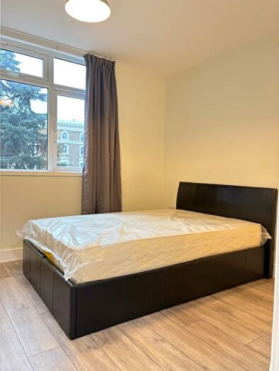 Studio To Rent In King Street, London, W6