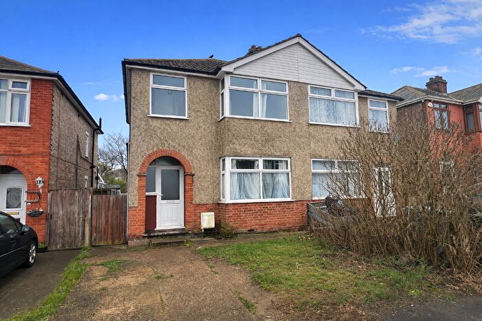 3 Bedroom Semi Detached House To Rent In Avondale Road, Ipswich, Suffolk, IP3