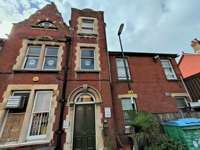 2 Bedroom Flat To Rent In Portswood Road, Southampton, SO17