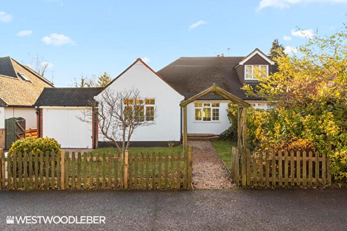 4 Bedroom Semi-Detached Bungalow For Sale In High Wych Road, Sawbridgeworth, CM21